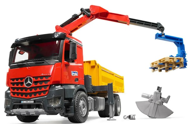 BRUDER 3+ Машина Грузовик Mercedes-Benz с краном и 2 паллетами арт.03-651