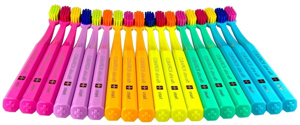 Зубная щетка CURAPROX Smart Ultra Soft цв.в асс.