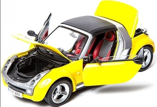 BURAGO Коллекционная машина Smart roadster coupe 1/18 Scale