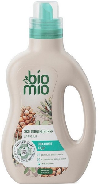 Bio Mio Экологичный кондиционер для белья 800 мл Эвкалипт и Кедр